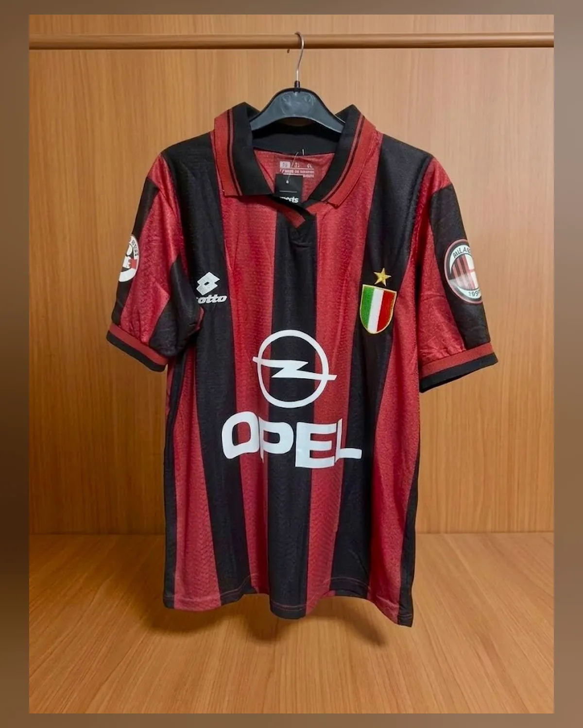 AC Milan 1995/96 Home — Maldini 3 — front
