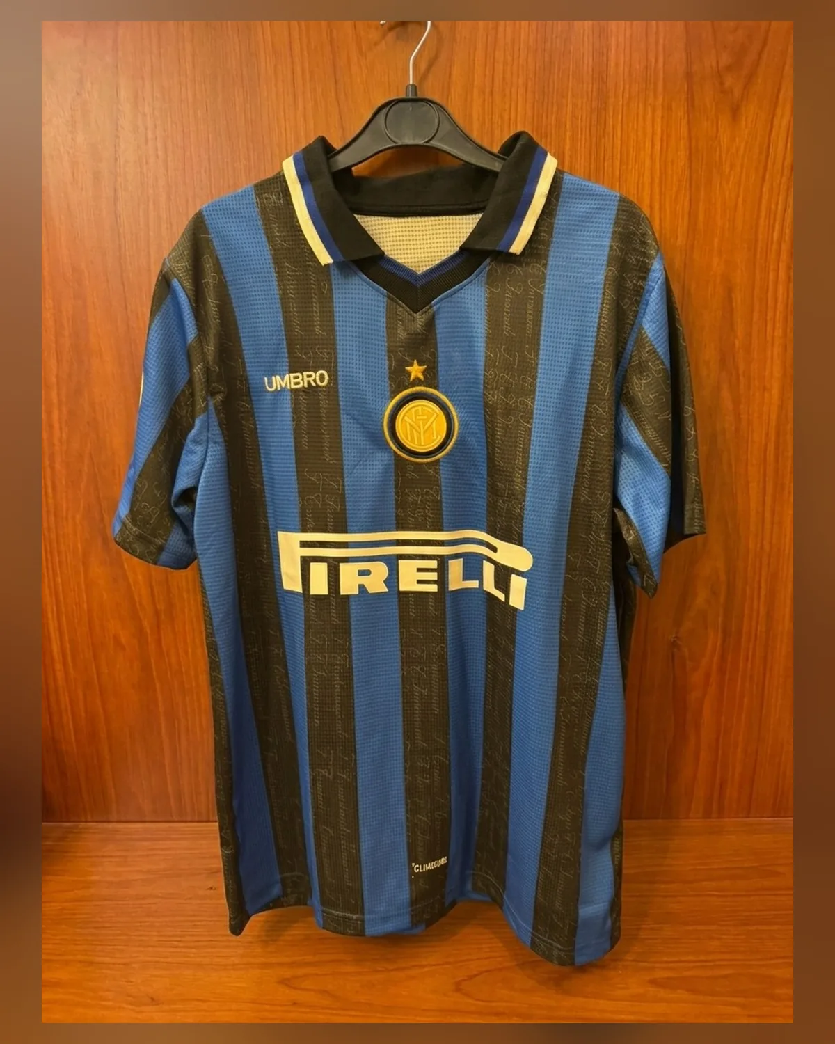 Inter Milan Retro — Ronaldo 10 — front